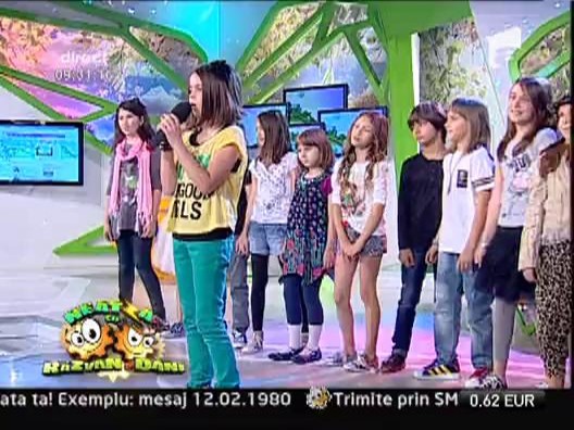 Urban Kids canta la "Neatza"