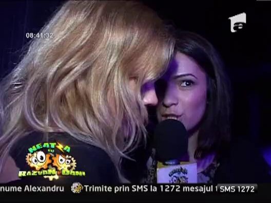 Shaorma, atractia fetelor cand ies din club