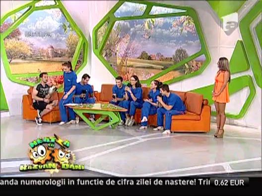 Componentii lotului national de gimnastica aerobica, in platoul de la "Neatza"