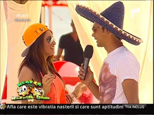 Raluka, baie in mare dezbracata