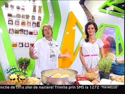 Supa crema de cartofi cu branzeturi si somon afumat