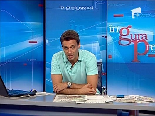 Sloganul lui Mircea Badea: &ldquo;Basescu du-te pe mare, suntem 8 milioane!&rdquo;