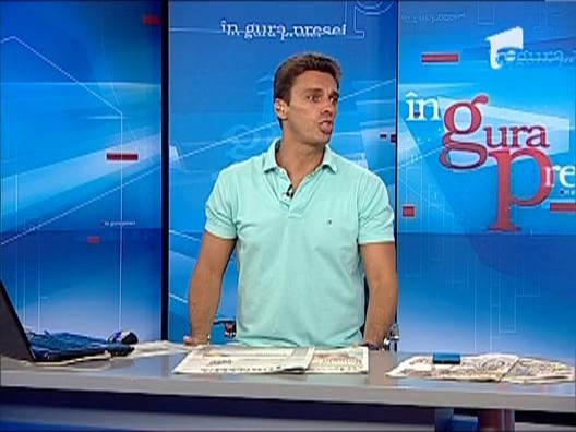Mircea Badea: "Protestul in strada este singura cale de urmat"