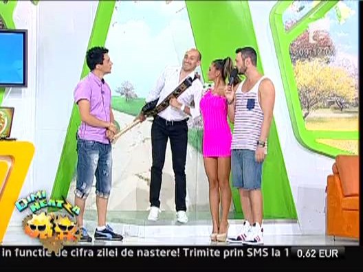 Roxana Vancea a cantat la DimiNeatza