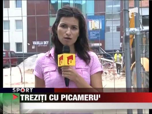 Stelistii, treziti cu picamarul