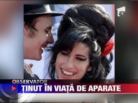 Fostul sot al artistei Amy Winehouse, in coma indusa din cauza abuzului de alcool si heroina