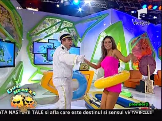 Premiera la DimiNeatza! Markus Schulz feat. Adina Butar - Caught