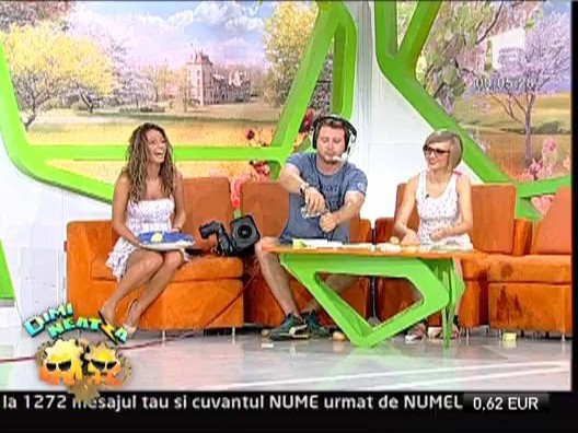 Roxana Vancea, chelnerita la restaurantul lui Duta