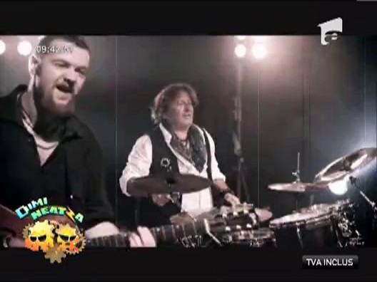 Bosquito feat.Ovidiu Lipan Tandarica &ndash; &bdquo;Intuneric in Culori&rdquo;