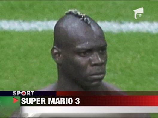 Super Mario a mai reusit un hat-trick. Italianul a agatat trei fete intr-o singura seara