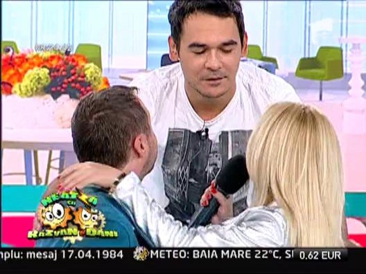 Alessia il saruta cu Puberu in direct!