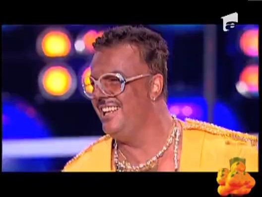 Adrian Enache, sosia lui MC Hammer - “U Can't Touch This”