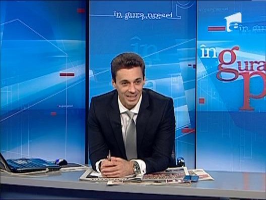 Reactia unui pui de panda rosu la fresca lui Basescu