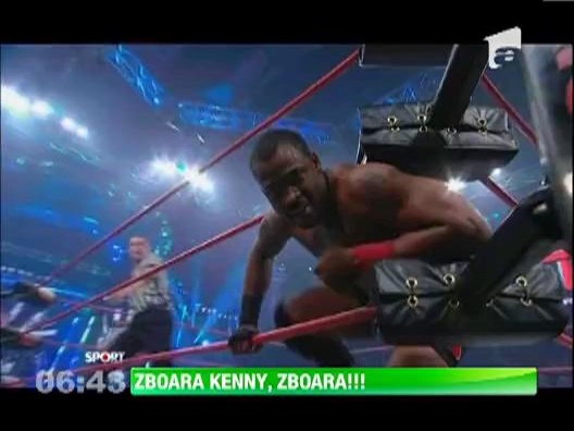Kenny King, revelatia anului in wrestling