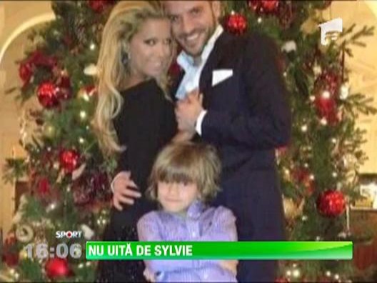 Rafael Van der Vaart nu uita usor de Sylvie