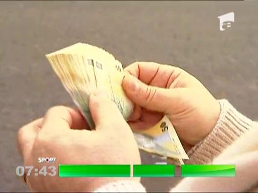 Giulestenii au primit in sfarsit un salariu