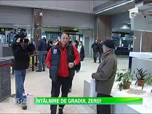 Nationala lui Piturca si Steaua s-au intersectat in aeroport
