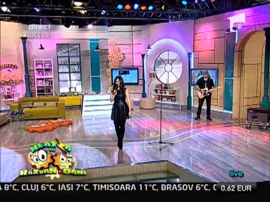 LIVE: Paula Seling - "Cafeaua de dimineata"