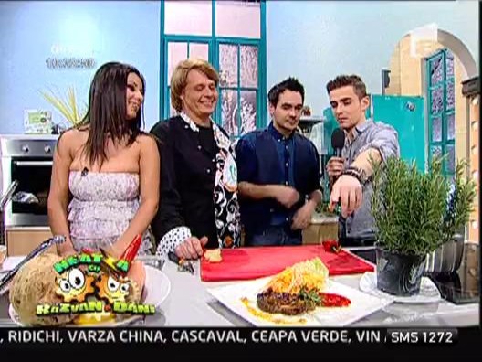 "Vacuta cu legume crude"