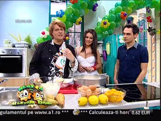 "Ricotta cu pere si piersici"