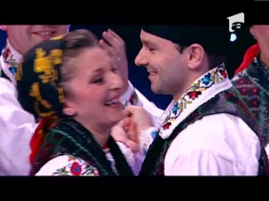 Piruete pe scena de la "Romania Danseaza"