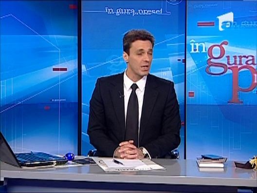 Mircea Badea: &ldquo;Este posibil ca domnul Ponta are sa aiba dubla comanda&rdquo;