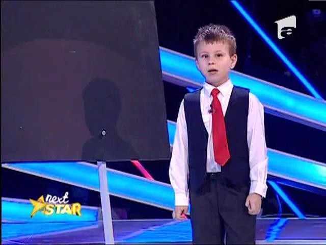 Alex, actor intr-o piesa de teatru