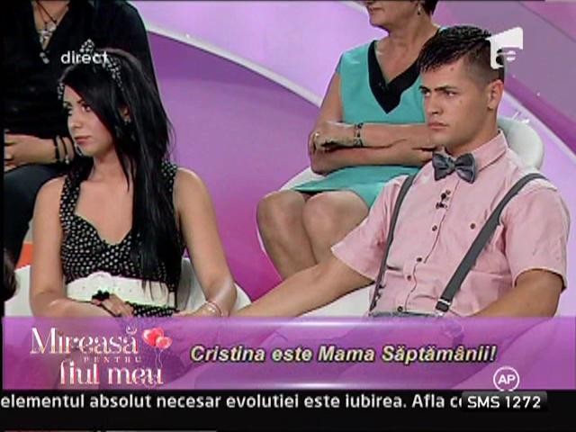 Cristina este Mama Saptamanii!