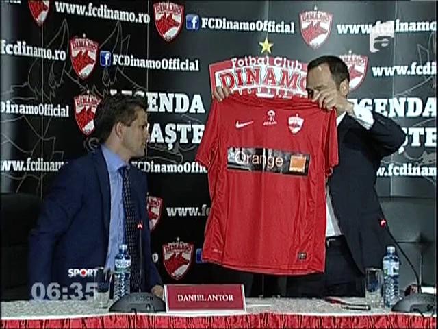 Dinamo si-a prezentat noul echipament