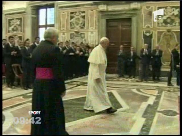Papa Francisc s-a intalnit cu vedetele nationalelor Italiei si Argentinei