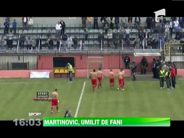 Martinovic, umilit de fanii din Serbia