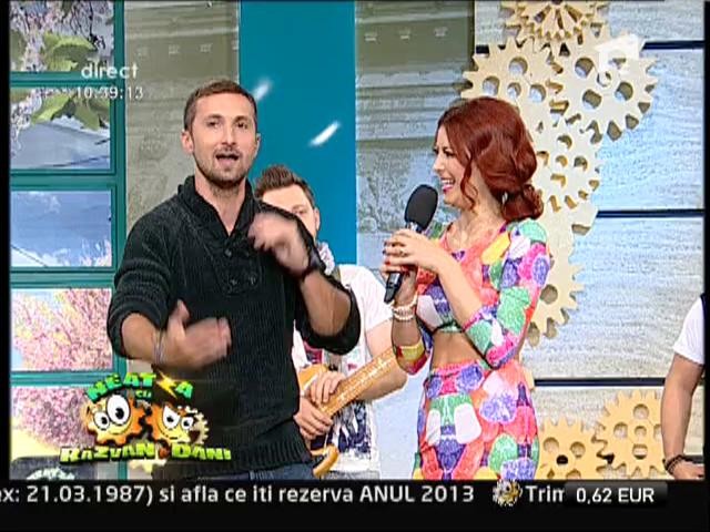 Elena Gheorghe isi va lansa o colectie vestimentara