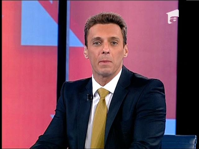 Mircea Badea, despre premierele de pe Internet: "Titlul asta e Dumnezeu pe pamant!"