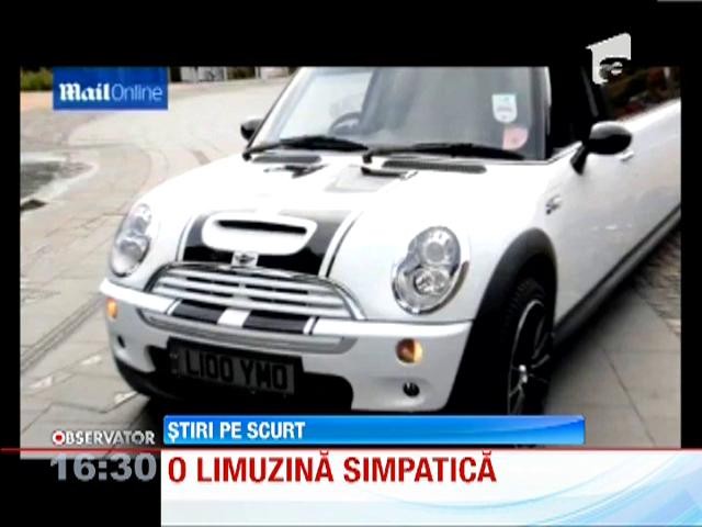 Mini nu mai e mic! Celebrul Mini Cooper britanic a fost transformat in limuzina