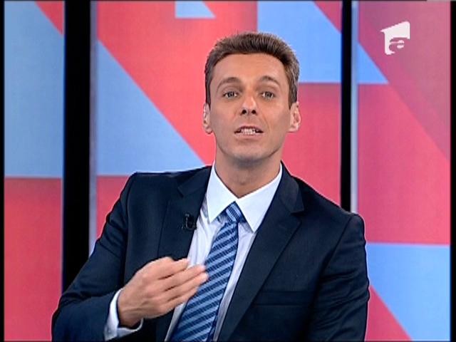 Traian Basescu, surprins luand masa cu Udrea si Boc, intr-un restaurant