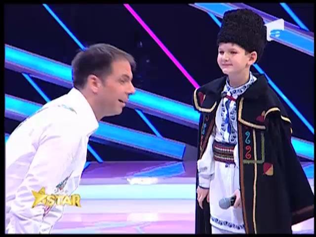 Denis Draghici, un supererou cu talent la muzica