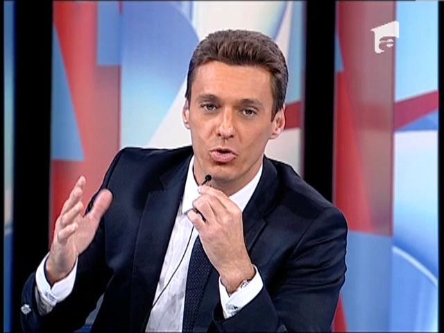 Mircea Badea: "Hiturile contin cu multe vocale ca sa poti sa le ghiorlai"