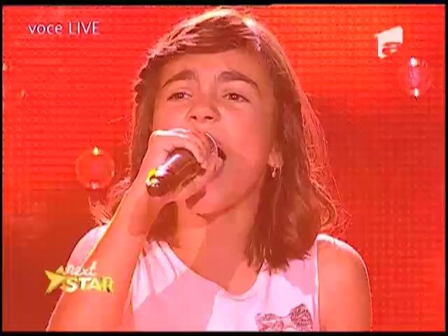 Catalina Neacsu interpreteaza melodia "Set fire to the rain" - Adele