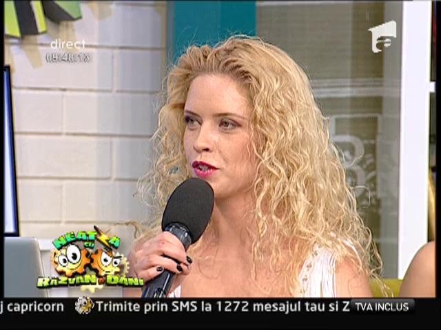 Alexandra Shine a lansat o nouă piesă - It's Real Love!
