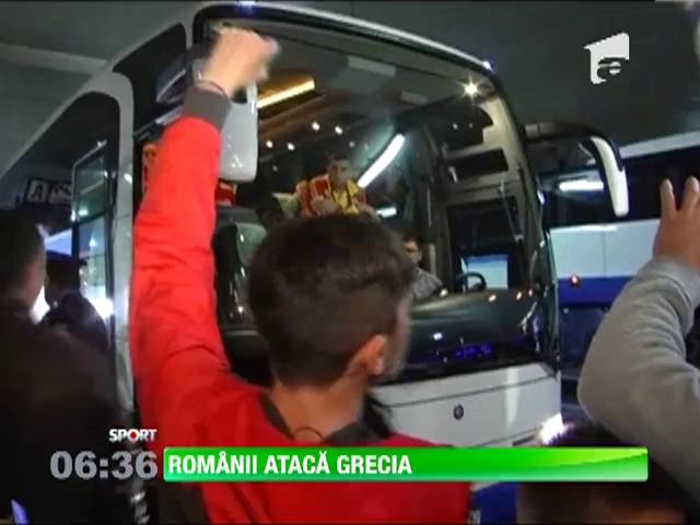 Tricolorii au fost aşteptaţi ca eroii &icirc;n Grecia! Rom&acirc;nii stabiliţi la Atena i-au &icirc;nt&acirc;mpinat