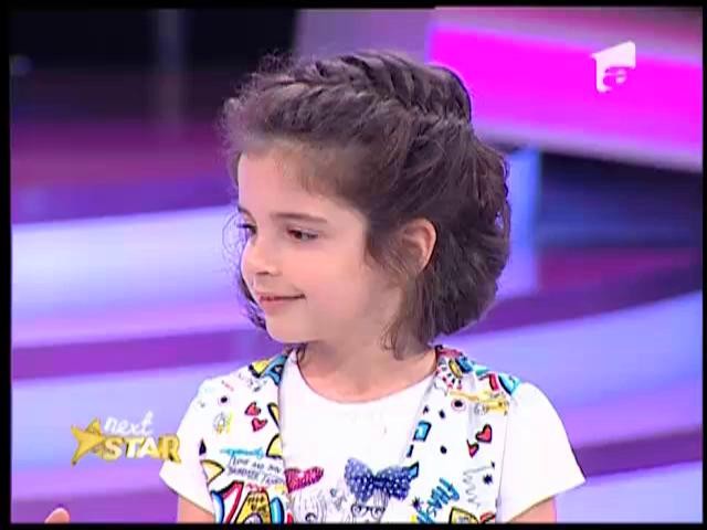 Riana, concurenta care face cursuri de bune maniere