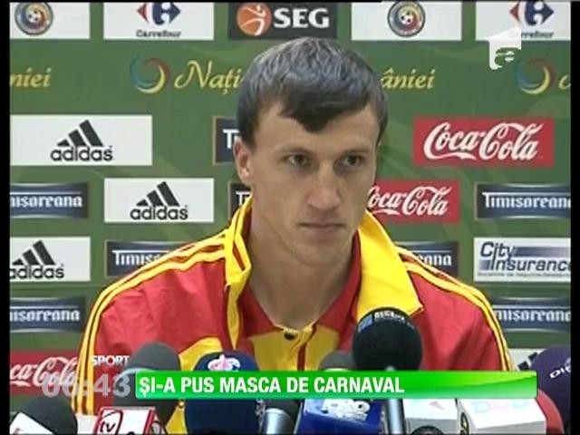 Vlad Chiricheş, pe teren &icirc;n meciul Rom&acirc;nia - Grecia