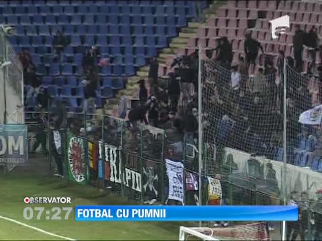 Scandal şi violenţe la meciul Rapid - Gloria Buzău