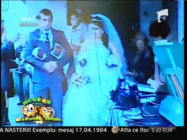 Smiley news: Cum &icirc;şi scot ruşii maşina din copcă