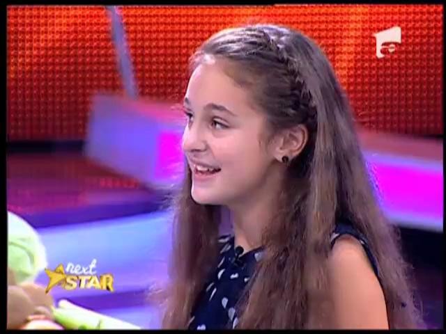 Patricia Filip are 13 ani şi este pasionată de pictură şi teatru