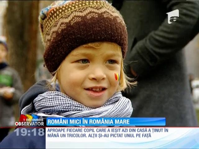 Copiii Rom&acirc;niei au sărbătorit alături de părinţi Ziua Naţională