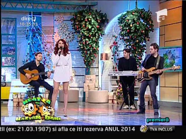 Elena Gheorghe revine &icirc;n prag de sărbători. &rdquo;O simplă melodie&rdquo;, noul single al artistei