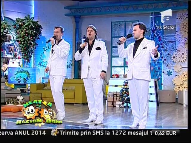 Distinto: "Colaj"