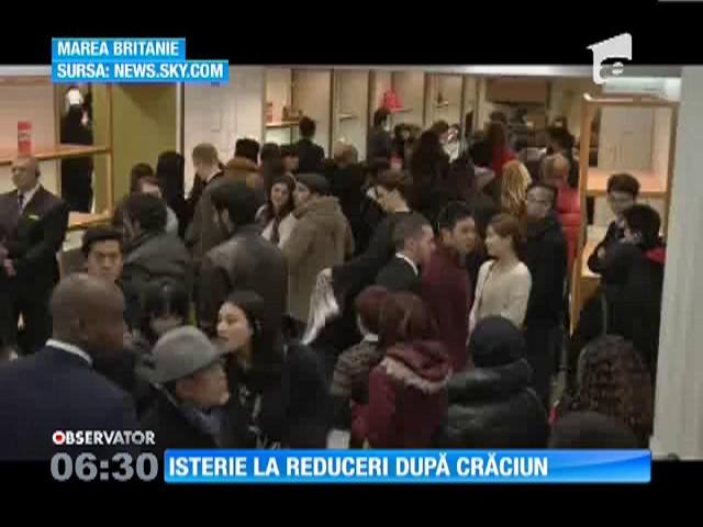 Reducerile mari au dat startul aglomeraţiei &icirc;n magazine, după Crăciun