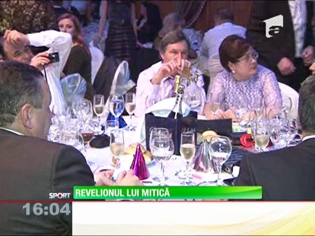 Cum a petrecut Mitică Dragomir de Revelion